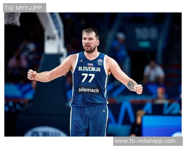 东契奇开赛前四场狂砍165分创队史纪录里夫斯以143分并列第四位