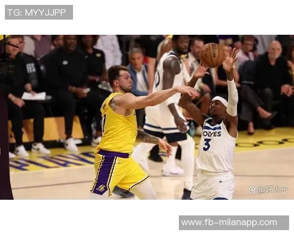 麦克丹尼尔斯全能表现助力球队17分6板5助2帽三分球命中率高达67